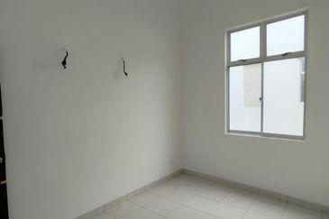 Bandar Putra @ Kulai Single Storey Terraced House Endlot