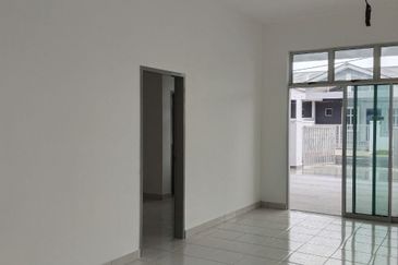 Bandar Putra @ Kulai Single Storey Terraced House Endlot
