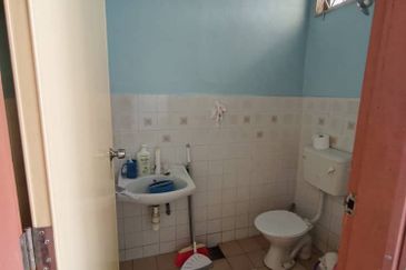 Taman Senai Utama Single Storey Terrace House Endlot For Sale