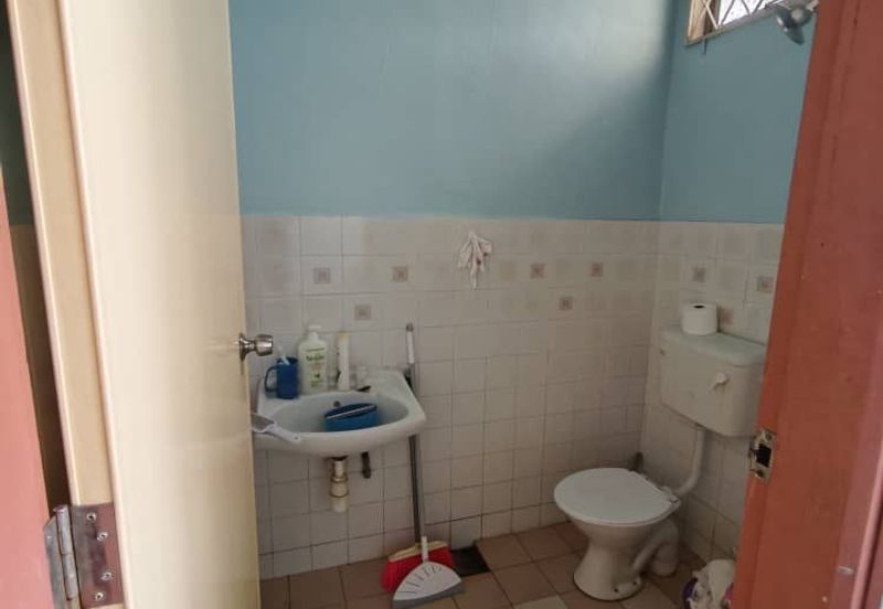 Taman Senai Utama Single Storey Terrace House Endlot For Sale