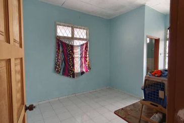 Taman Senai Utama Single Storey Terrace House Endlot For Sale