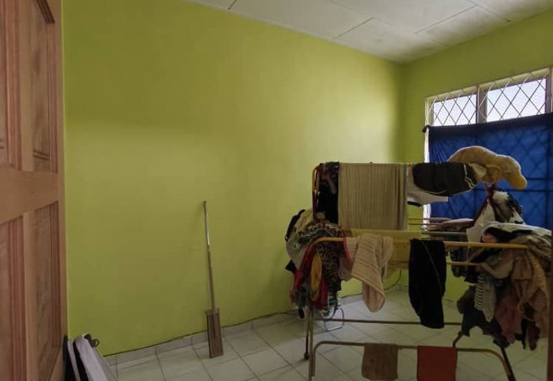 Taman Senai Utama Single Storey Terrace House Endlot For Sale