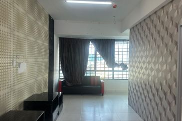 Akademik Suite @ Mount Austin