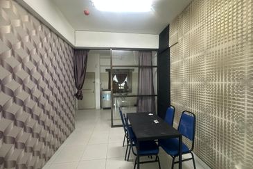 Akademik Suite @ Mount Austin