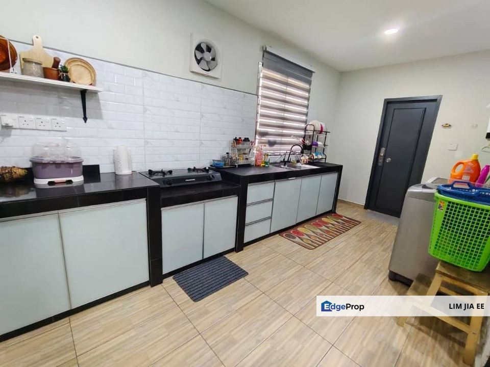 Jalan Enggang Bandar Putra @ Kulai Double Storey Terrace House For Sale, Johor, Kulai