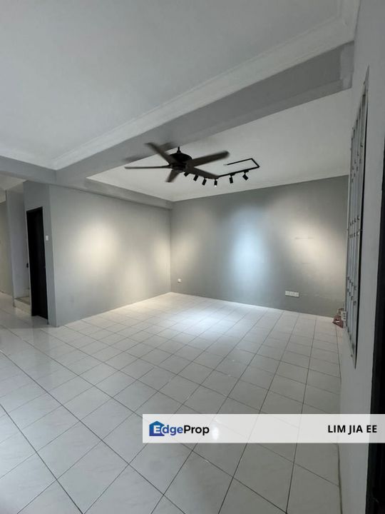 Taman Putri @ Kulai Double Storey Terrace House For Rent, Johor, Kulai