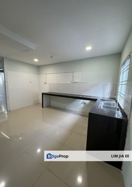 Taman Putri @ Kulai Double Storey Terrace House For Rent, Johor, Kulai