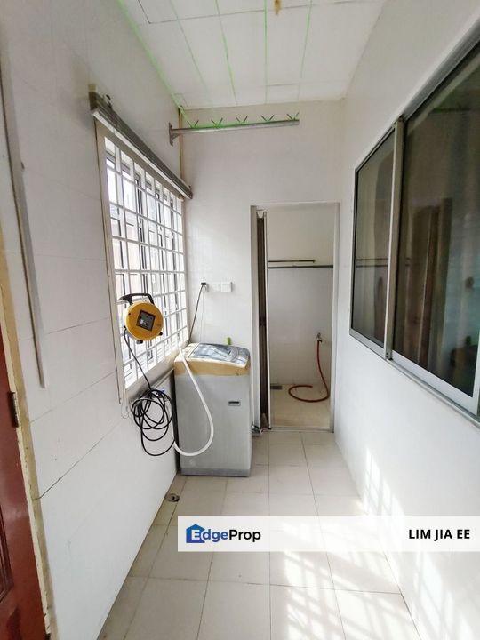 Jalan Nuri Bandar Putra @ Kulai Double Storey Terrace House For Rent, Johor, Kulai