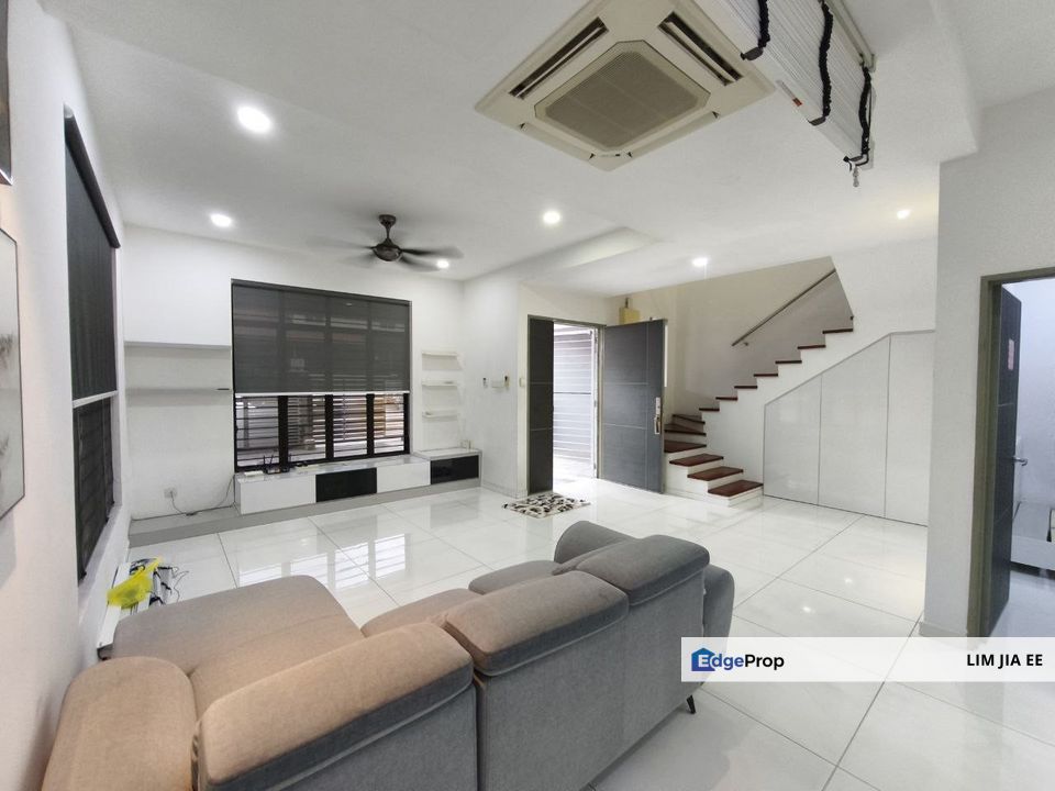 Jalan Jelatang @ Taman Megah Ria Double Storey Semi-D House For Sale, Johor, Masai