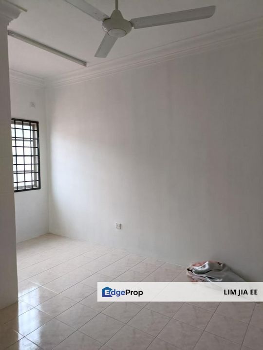 Taman Putri @ Kulai Double Storey Terrace House For Rent, Johor, Kulai