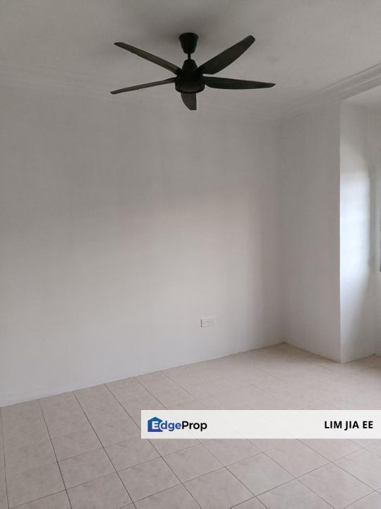 Taman Putri @ Kulai Double Storey Terrace House For Rent, Johor, Kulai