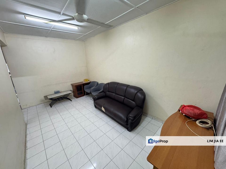 Jalan Gangsa @ Kulai Single Storey Terrace House For Rent, Johor, Kulai