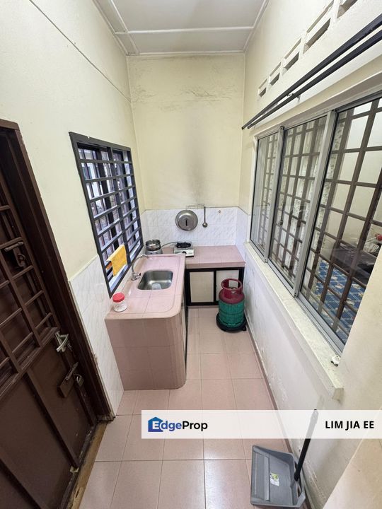 Jalan Gangsa @ Kulai Single Storey Terrace House For Rent, Johor, Kulai