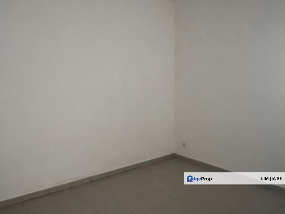 Taman Impiana @ Kelapa Sawit Kulai Townhouse Ground Floor For Rent, Johor, Kulai