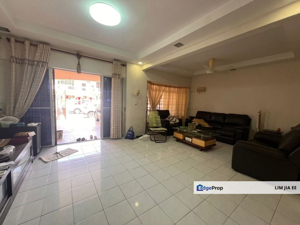 Taman Putri @ Kulai Double Storey Terrace House For Rent, Johor, Kulai