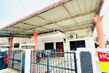 URGENT SEMI D BELOW VALUE AT BANDAR MELAKA