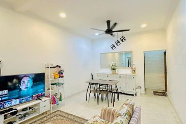 URGENT SEMI D BELOW VALUE AT BANDAR MELAKA