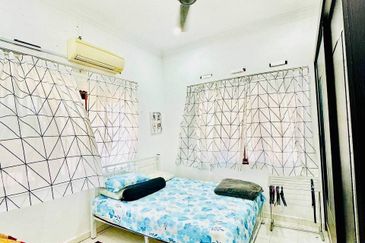 URGENT SEMI D BELOW VALUE AT BANDAR MELAKA