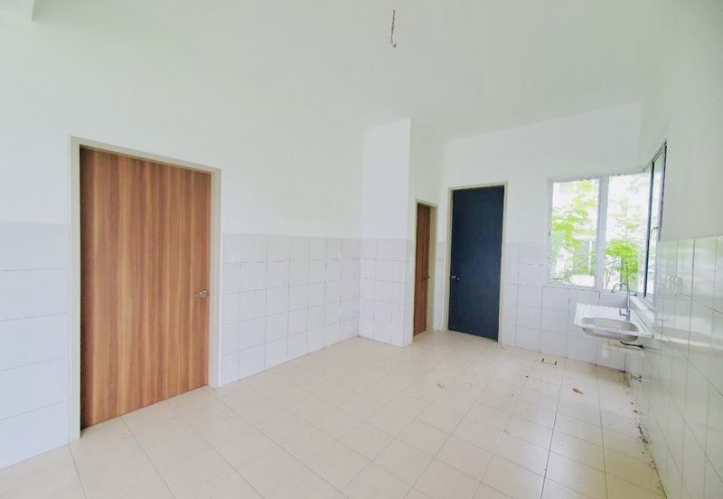 URGENT BELOW VALUE DOUBLE STOREY SEPANG NON BUN