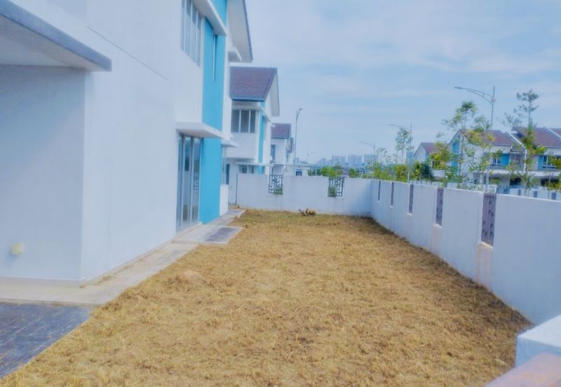 URGENT BELOW VALUE DOUBLE STOREY SEPANG NON BUN