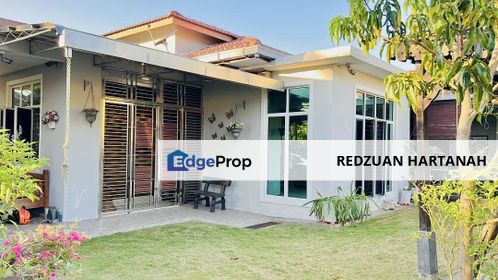 URGENT HUGE BUNGALOW 7R 7B DURIAN TUNGGAL, Melaka, Durian Tunggal