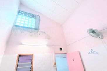 URGENT TERES FREEHOLD 4R BANDAR MELAKA 