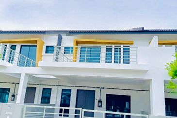 URGENT DOUBLE STOREY TERRACE NON BUMI BUKIT KATIL