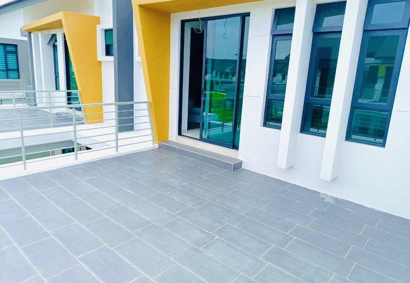 URGENT DOUBLE STOREY TERRACE NON BUMI BUKIT KATIL