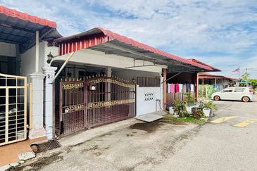 Below value full renovate Teres Sri duyong melaka