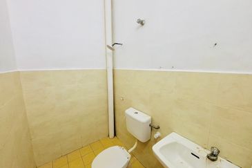 Below value full renovate Teres Sri duyong melaka