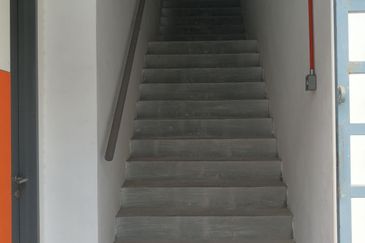 3-Storey Kepong Mivo End Lot Factory Warehouse 