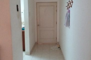 Puteri Bayu Apartment