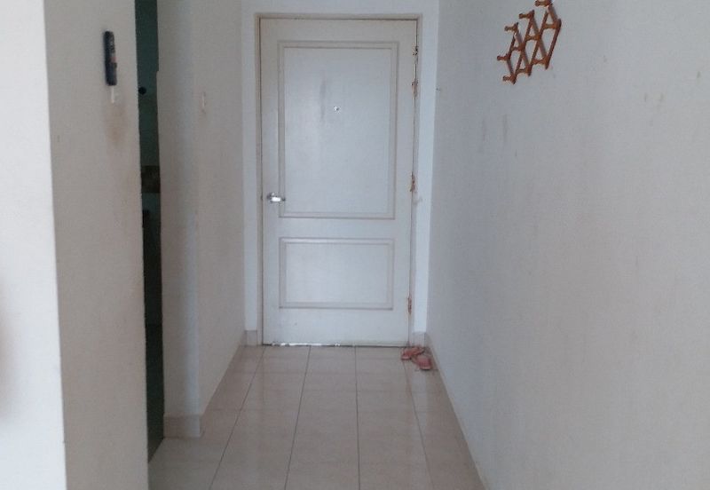 Puteri Bayu Apartment