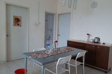 Puteri Bayu Apartment