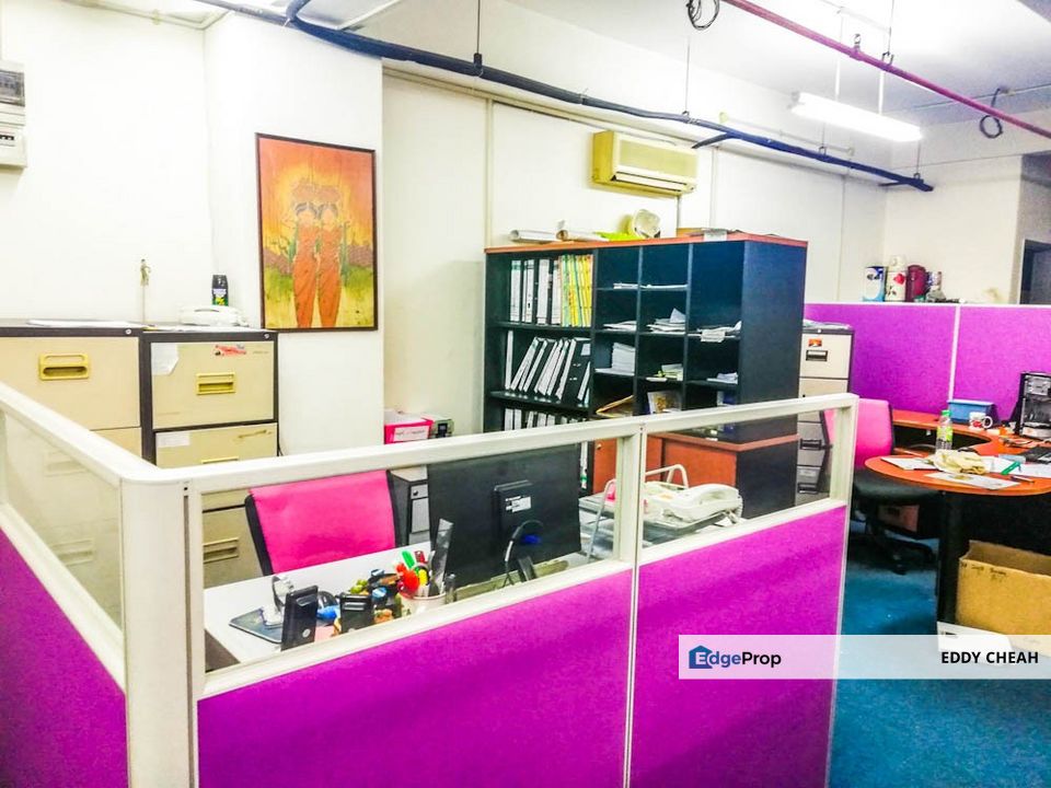 Kelana Square Office Unit near LRT @Kelana Jaya , Selangor, Petaling Jaya