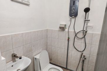 Flat Taman Ungku Tun Aminah