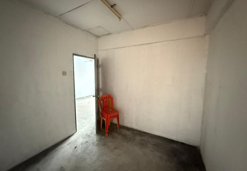 Flat Temenggong, Bandar Indahpura