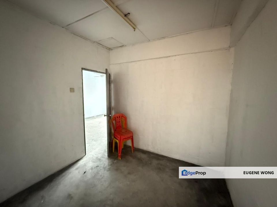 Kulai Indahpura Temenggong Flat 3Rooms 2Baths For Sale, Johor, Kulai