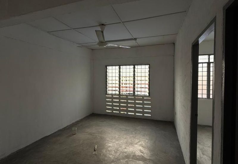 Flat Temenggong, Bandar Indahpura