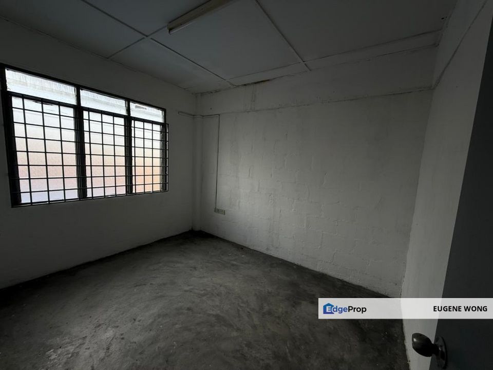 Kulai Indahpura Temenggong Flat 3Rooms 2Baths For Sale, Johor, Kulai