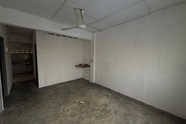 Flat Temenggong, Bandar Indahpura