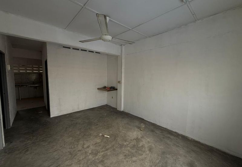 Flat Temenggong, Bandar Indahpura