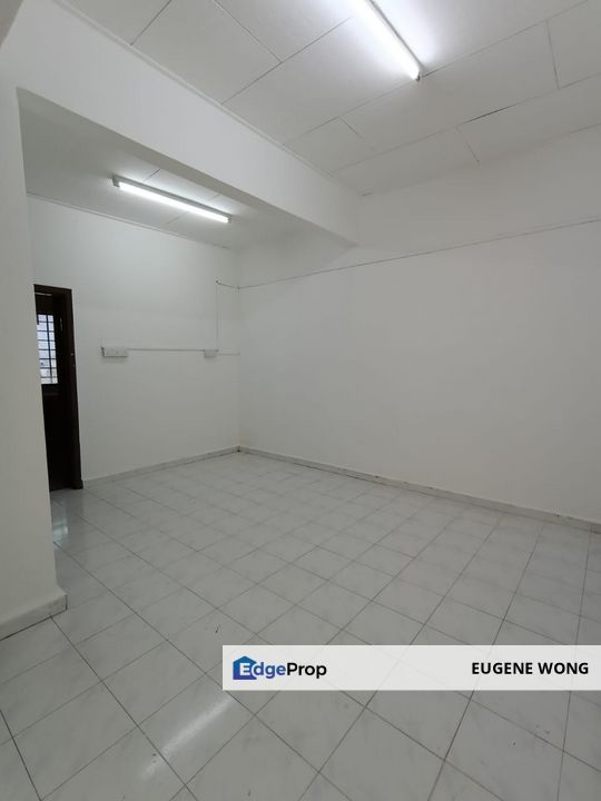 Saleng 1Storey House 3Rooms 2Baths For Sale, Johor, Kulai