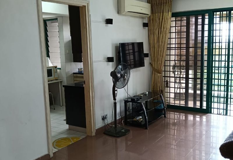 The Straits View, Bandar Baru Permas Jaya