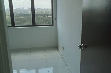 Sky Gardens Residences