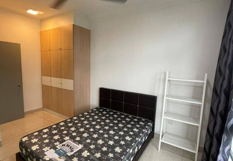 Golden Sands Seaview Residence