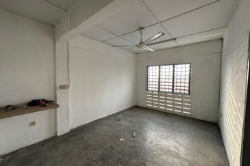 Flat Temenggong, Bandar Indahpura