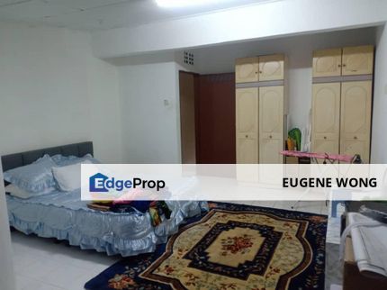 Saleng 2Storey Low Cost House 2Rooms 3Baths For Rent, Johor, Senai