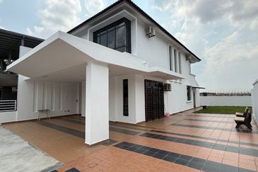 Maple Red, Adda Heights