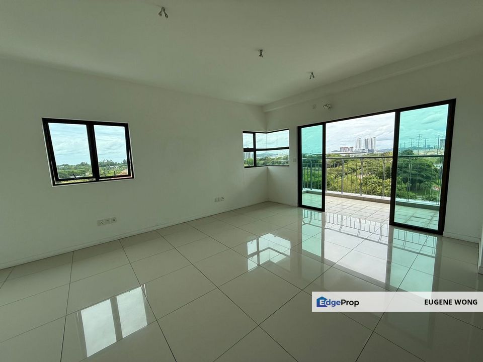 Iskandar Puteri Ujana Executive Apartment 3+1Room 2Baths 1320sqft Unit For Sale, Johor, East Ledang